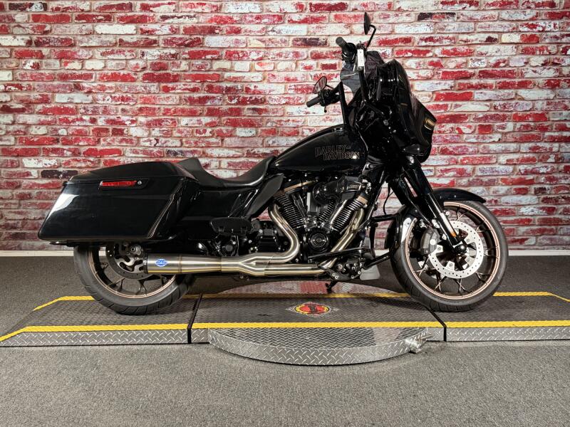 FLHXST 2022 Street Glide® ST