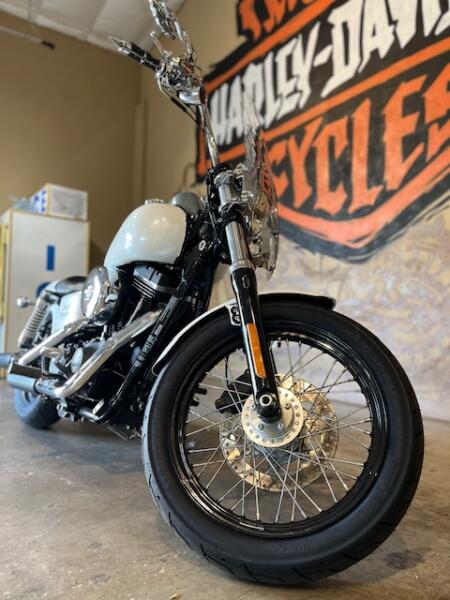 FXDBP 2017 Street Bob®
