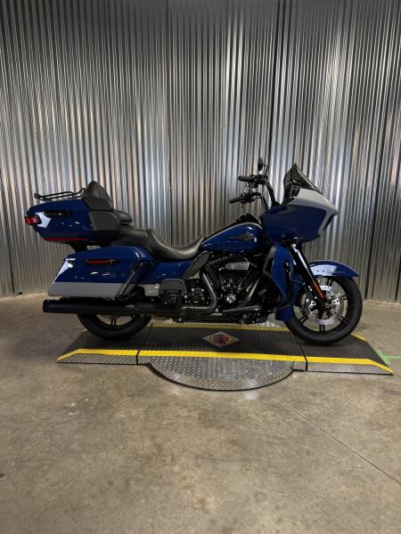 2023 Harley-Davidson® Road Glide® Limited BIL BLU/BIL GRY
