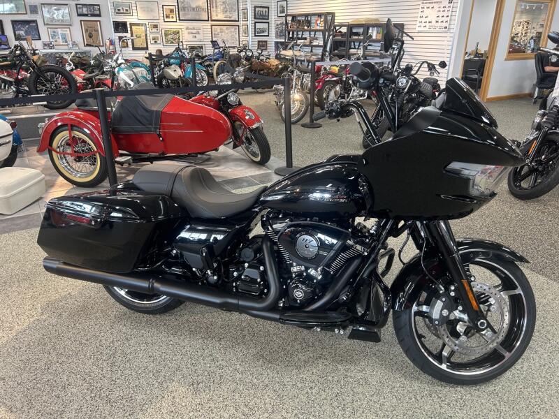 2026 Harley-Davidson® FLTRX Road Glide™