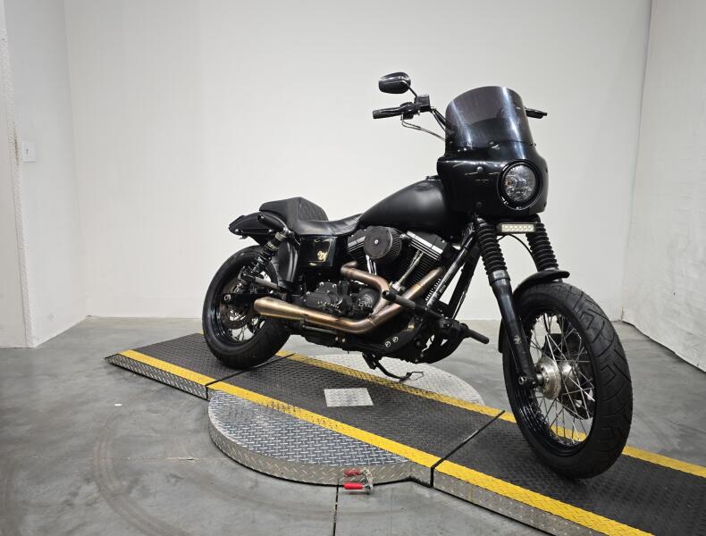 FXDB 2015 Street Bob®