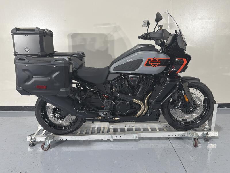 Harley-Davidson® Pan America® 1250 ST 2026