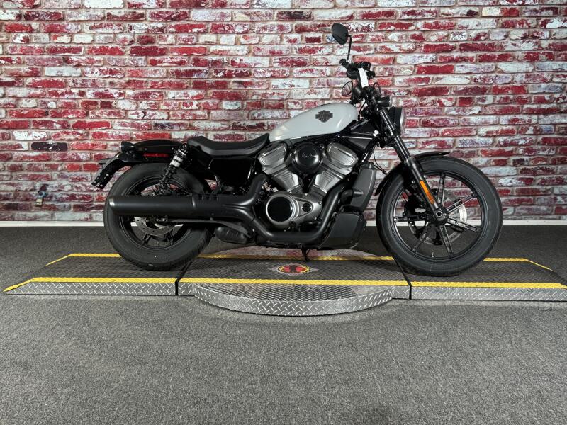 RH975 2024 Nightster™
