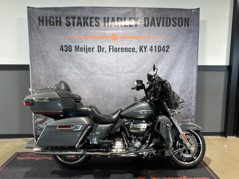2022 Harley-Davidson® Ultra Limited Gauntlet Gray Metallic FLHTK
