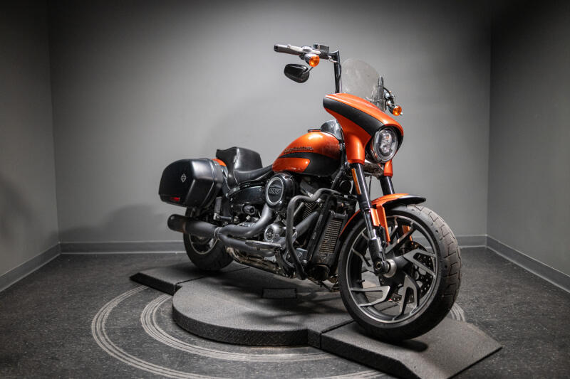 2019 Sport Glide™ (FLSB)