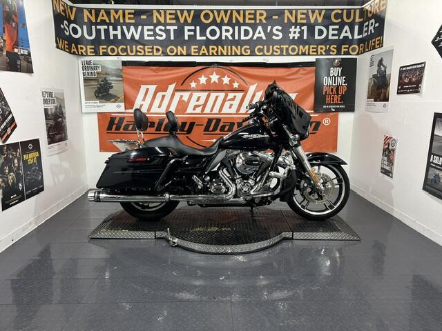FLHXS 2014 Street Glide® Special