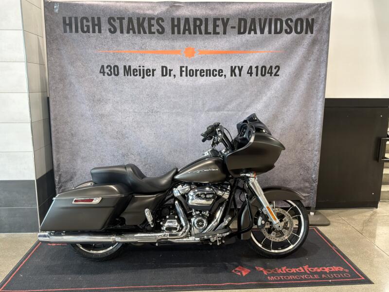 2020 Harley-Davidson® Road Glide® River Rock Gray Denim