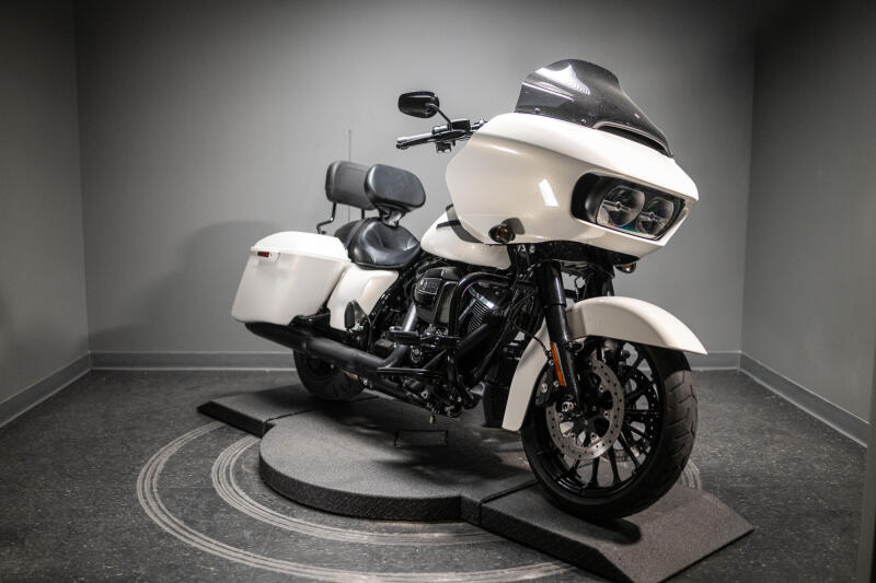 2018 Road Glide® Special (FLTRXS)