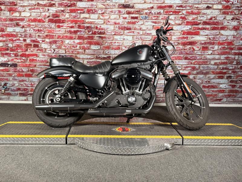 XL 883N 2021 Iron 883™
