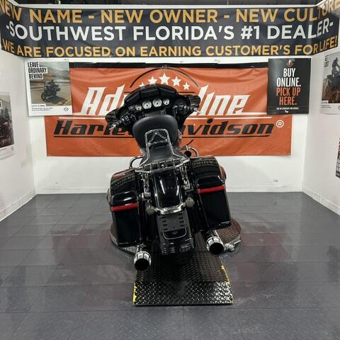 FLHXS 2014 Street Glide® Special thumb 1