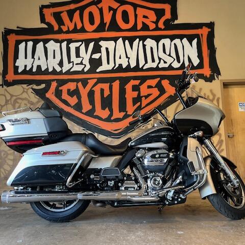 FLTRU 2018 Road Glide® Ultra thumb 2