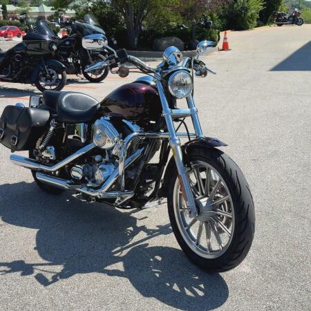 2005 Harley-Davidson® Super Glide® Custom Black Cherry thumb 3