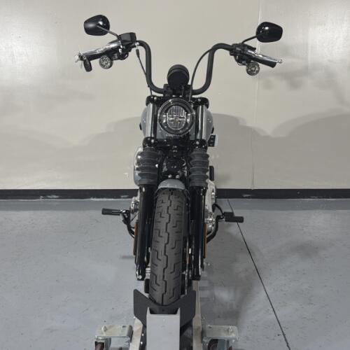 Harley-Davidson® Street Bob® 2026 thumb 2