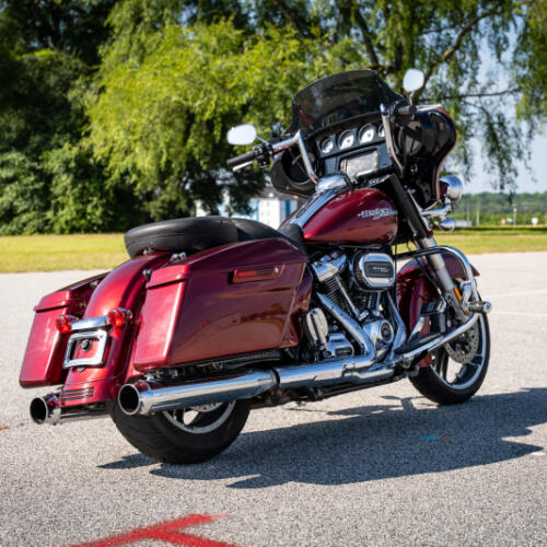 2017 Harley-Davidson Street Glide Special FLHXS thumb 3