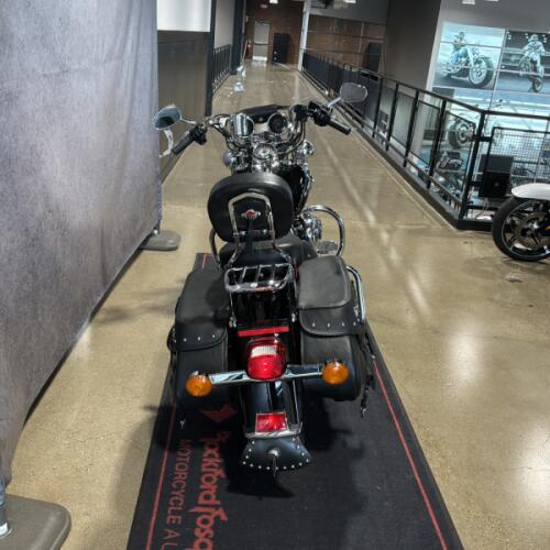 2017 Harley-Davidson® Heritage Softail® Classic Vivid Black FLSTC thumb 0