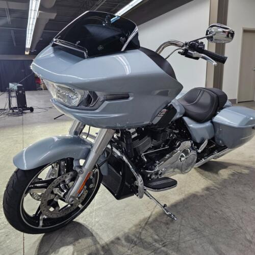 FLTRX 2025 Road Glide™ thumb 0