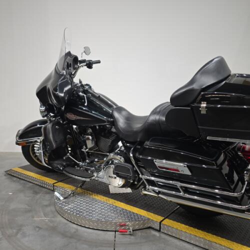FLHTC 2013 Electra Glide® Classic thumb 0