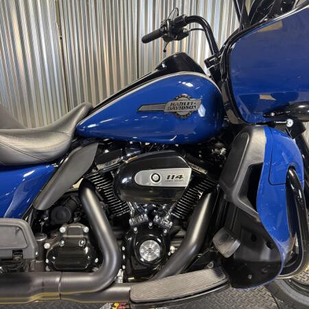 2023 Harley-Davidson® Road Glide® Limited BIL BLU/BIL GRY thumb 3