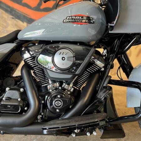 FLTRX 2026 Road Glide® thumb 0