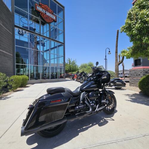 FLTRXS 2018 Road Glide® Special thumb 1