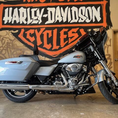 FLHX 2025 Street Glide™ thumb 2