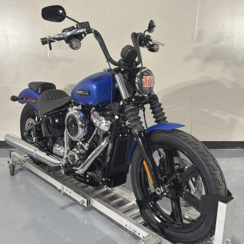 Harley-Davidson® Street Bob® 2026 thumb 3