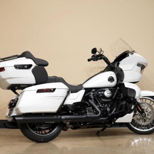 Harley-Davidson® Road Glide Limited 2026 thumb 3