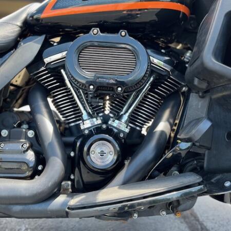 FLTRK 2022 Road Glide® Limited thumb 2