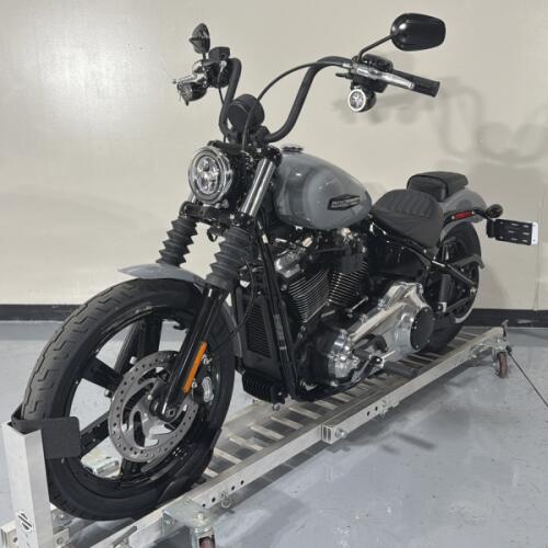 Harley-Davidson® Street Bob® 2026 thumb 1