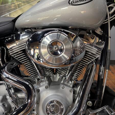 2005 Harley-Davidson® Softail Standard SILVER thumb 1