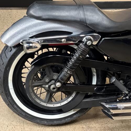 Harley-Davidson® Seventy-Two® 2015 thumb 3