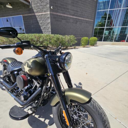 FLSS 2016 Softail Slim® S thumb 0