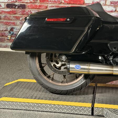 FLHXST 2022 Street Glide® ST thumb 0