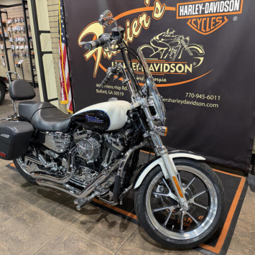 2014 Harley-Davidson® SuperLow® 1200T B WHT/MDNTE PRL W/ PINSTRIP thumb 3