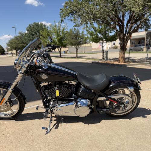 2008 Harley-Davidson® Softail® Rocker™ C Vivid Black thumb 0