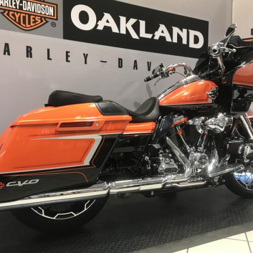Harley-Davidson® CVO™ Road Glide® 2022 thumb 2