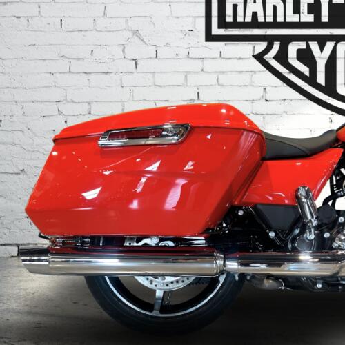 2026 Harley-Davidson® Street Glide™ Blood Orange Chrome Trim thumb 0
