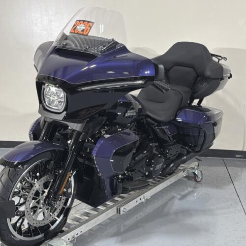 Harley-Davidson® Street Glide Limited 2026 thumb 3