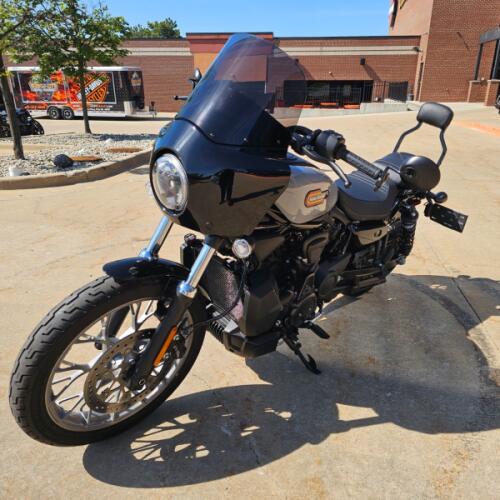 RH975S 2025 Nightster™ Special thumb 1