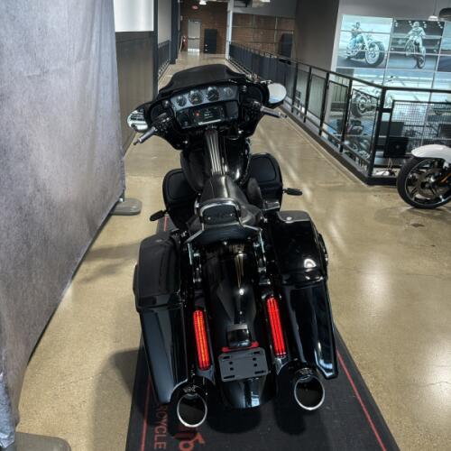 2015 Harley-Davidson® CVO™ Street Glide® Two-Tone Starfire Black/Gold Dust Flames thumb 0