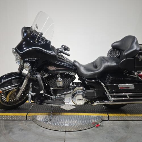 FLHTC 2013 Electra Glide® Classic thumb 1