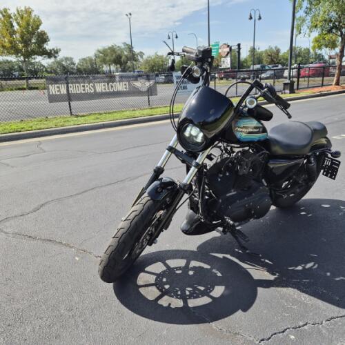 XL 1200NS 2019 Iron 1200™ thumb 1