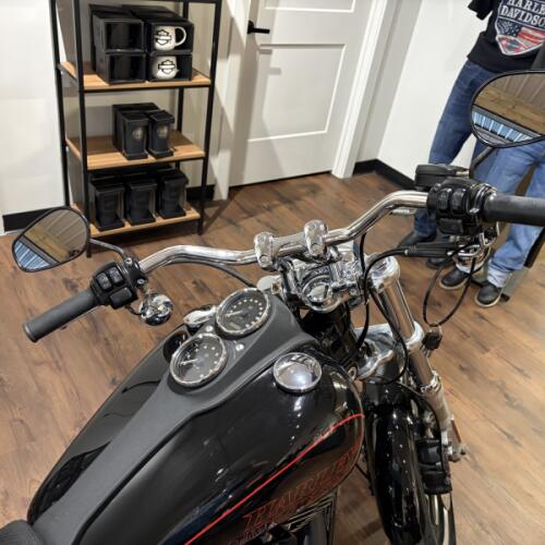 2016 Dyna Low Rider 103 Vivid Black  thumb 1