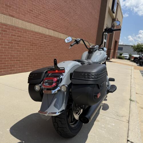 2026 Harley-Davidson® Heritage Classic Dark Billiard Gray thumb 0