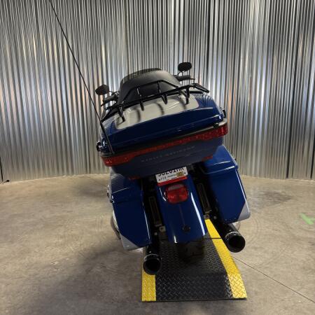 2023 Harley-Davidson® Road Glide® Limited BIL BLU/BIL GRY thumb 2