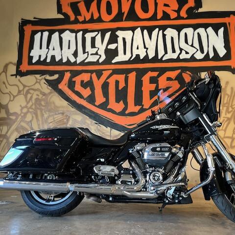 FLHX 2019 Street Glide® thumb 2
