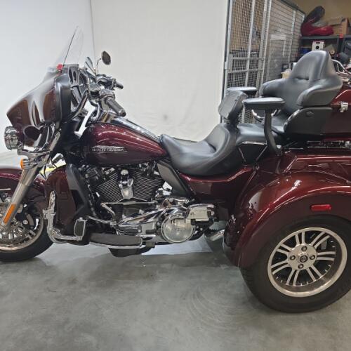 FLHTCUTG 2019 Tri Glide® Ultra thumb 1