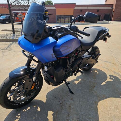 RA1250ST 2026 Pan America® 1250 ST thumb 2