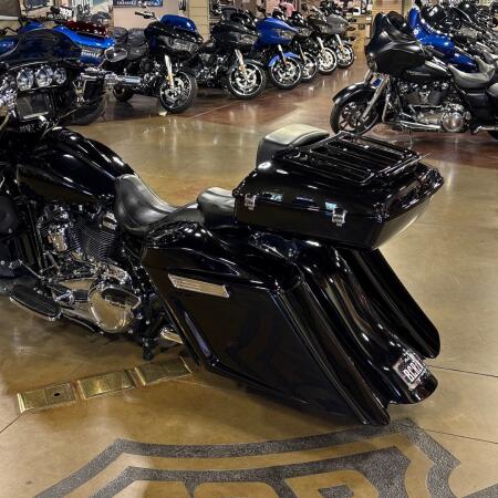 FLHXS 2017 Street Glide® Special thumb 1