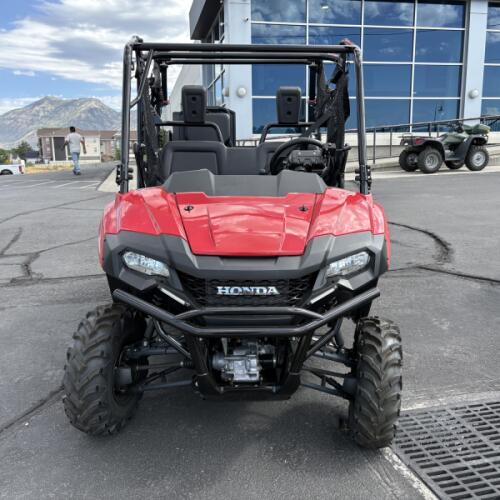 2025 Honda Pioneer 700-4 Deluxe thumb 2
